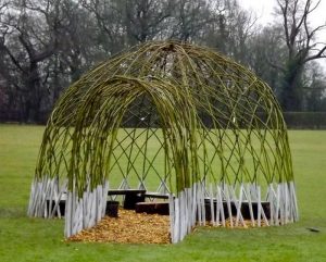 9 Natural Living Willow Structures Ideas