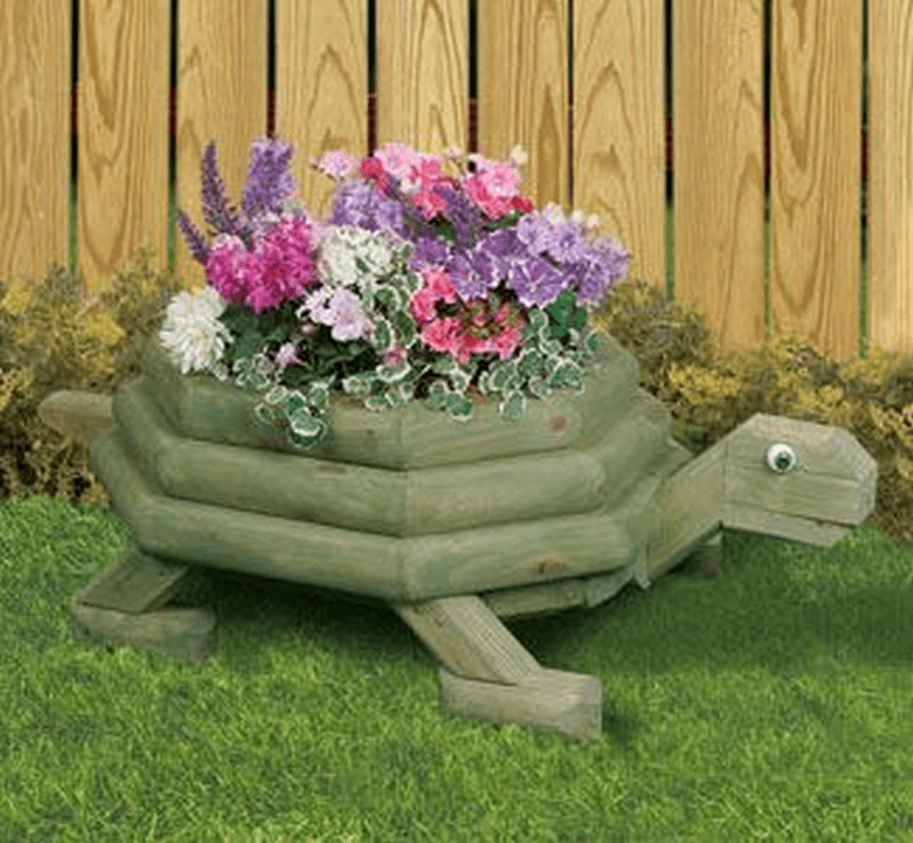 DIY Wooden Turtle Planter – The garden!