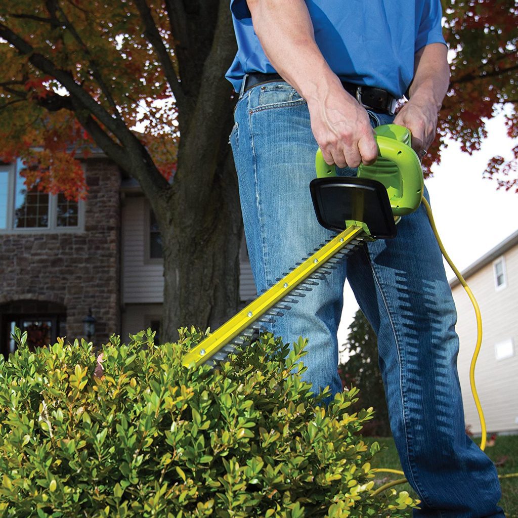  Electric hedge trimmers come in various models and sizes to suit different trimming needs.