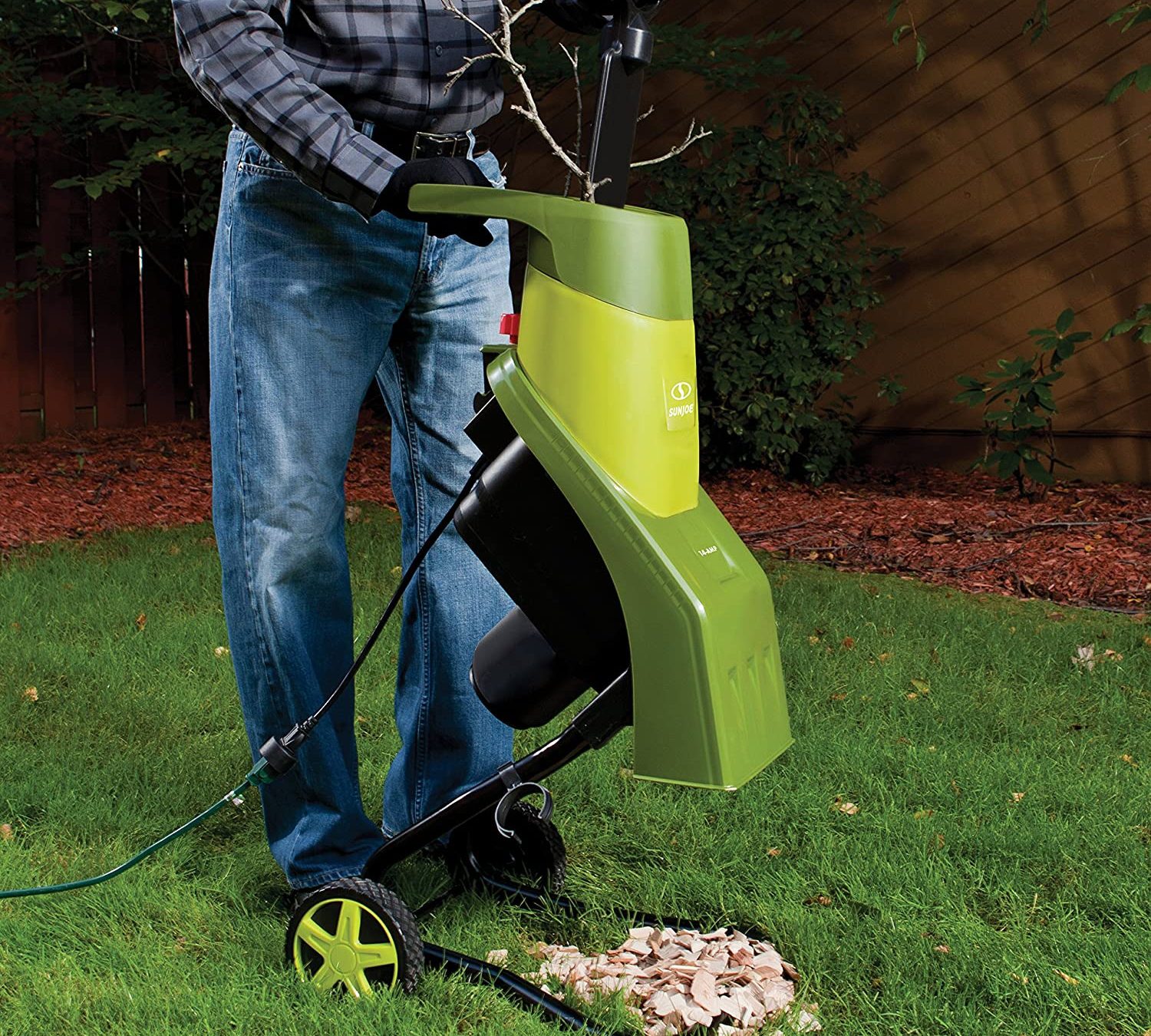 The Sun Joe CJ601E Wood Chipper allows you to transform bulky branches and yard waste into smaller, manageable pieces.