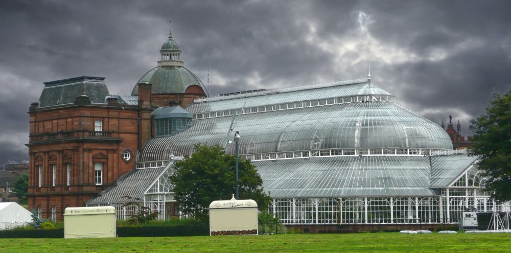 An image of the The Glasgow Botanic Garden as an example of Victorian greenhouses.